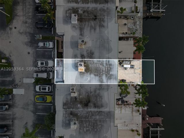 613 NE 26th Ave 613, Hallandale Beach, FL 33009