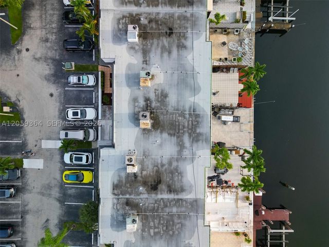 613 NE 26th Ave 613, Hallandale Beach, FL 33009