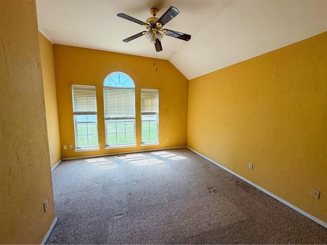 1109 NW 197th Street, Edmond, OK 73012
