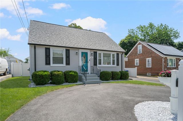 45 Burnett Street, Johnston, RI 02919