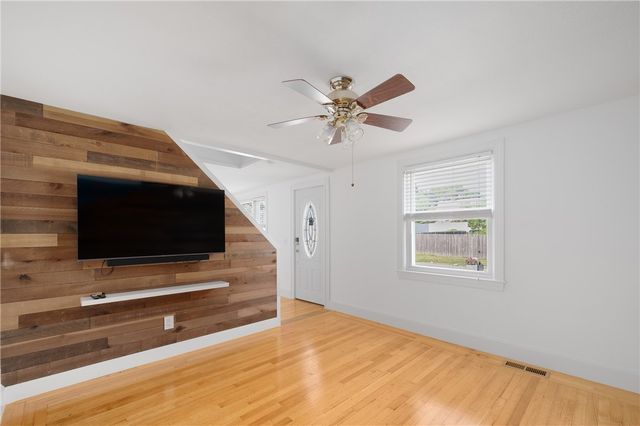 45 Burnett Street, Johnston, RI 02919