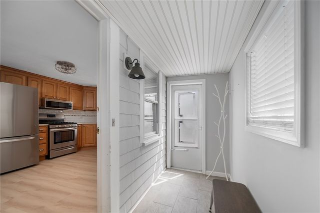 45 Burnett Street, Johnston, RI 02919