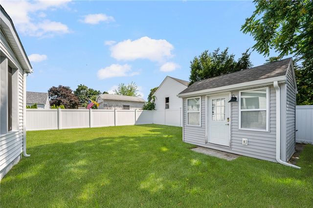45 Burnett Street, Johnston, RI 02919