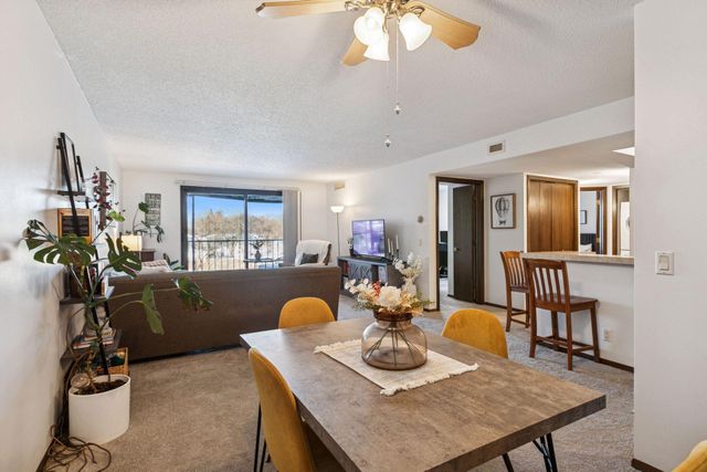 4710 58th Avenue N 201, Crystal, MN 55429