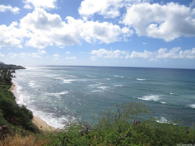 4117 Kaimanahila Street, Honolulu, HI 96816