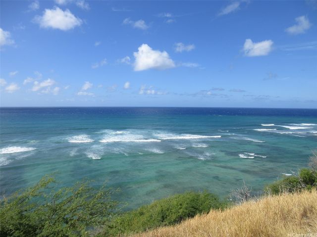 4117 Kaimanahila Street, Honolulu, HI 96816