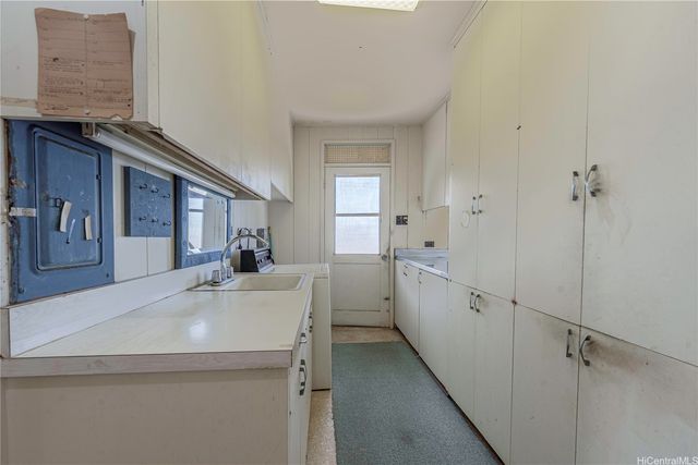 4117 Kaimanahila Street, Honolulu, HI 96816