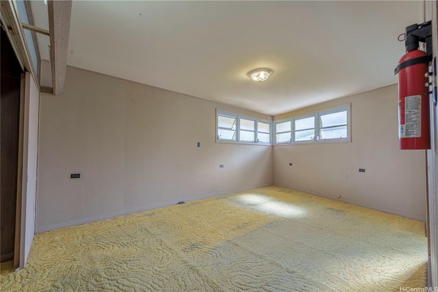4117 Kaimanahila Street, Honolulu, HI 96816