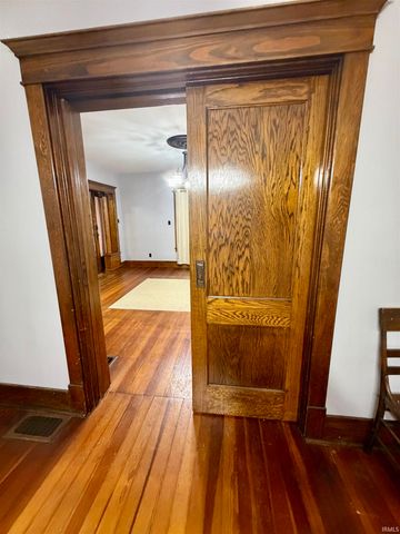 586 E Main Street, Camden, IN 46917
