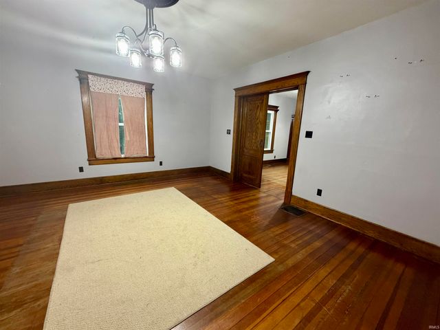 586 E Main Street, Camden, IN 46917