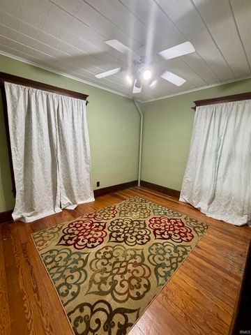 586 E Main Street, Camden, IN 46917