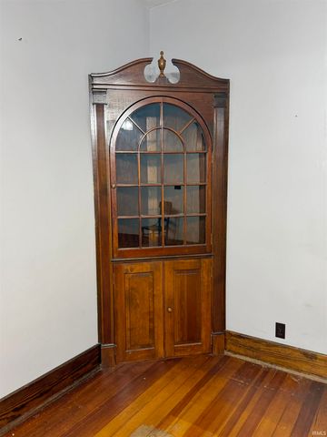 586 E Main Street, Camden, IN 46917