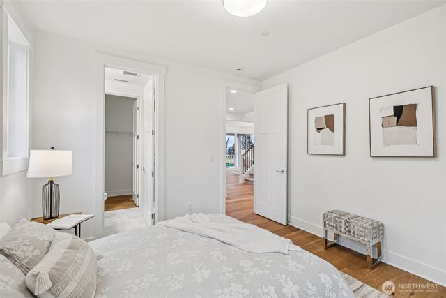 22216 98th Avenue W, Edmonds, WA 98020