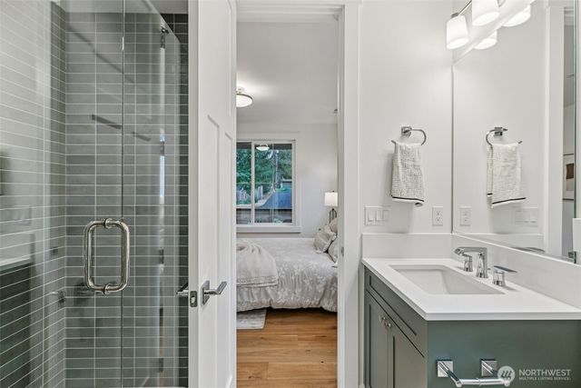 22216 98th Avenue W, Edmonds, WA 98020