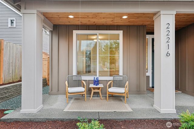 22216 98th Avenue W, Edmonds, WA 98020