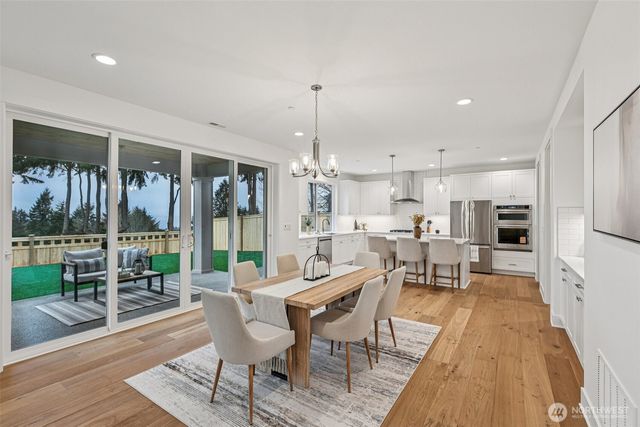 22216 98th Avenue W, Edmonds, WA 98020