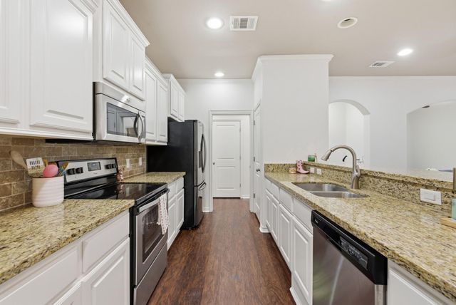1451 Buena Vista, College Station, TX 77845