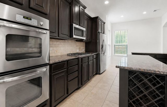 51 Prairie Falcon, The Woodlands, TX 77389