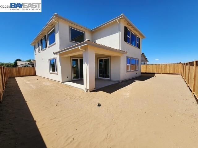 300 Colfax Ln, Oakley, CA 94561