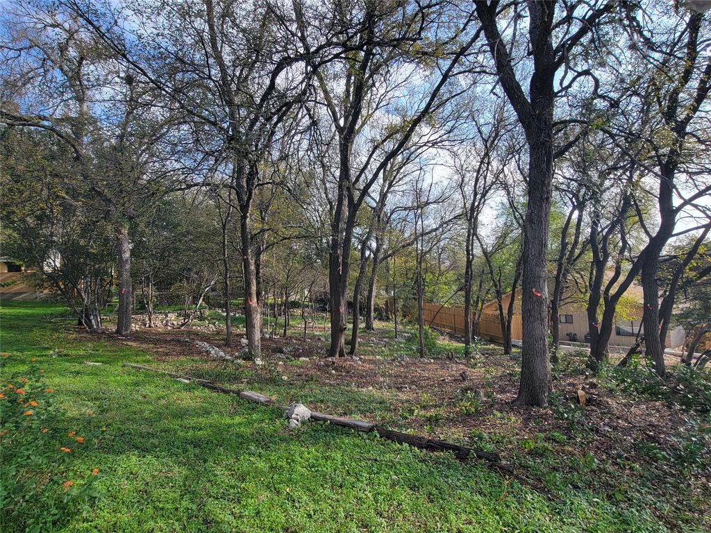 7905 Ceberry DR, Austin, TX 78759