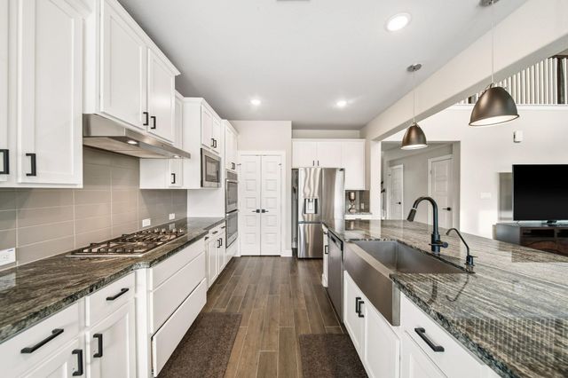 702 Hooks Trail, League City, TX 77573