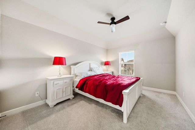 702 Hooks Trail, League City, TX 77573