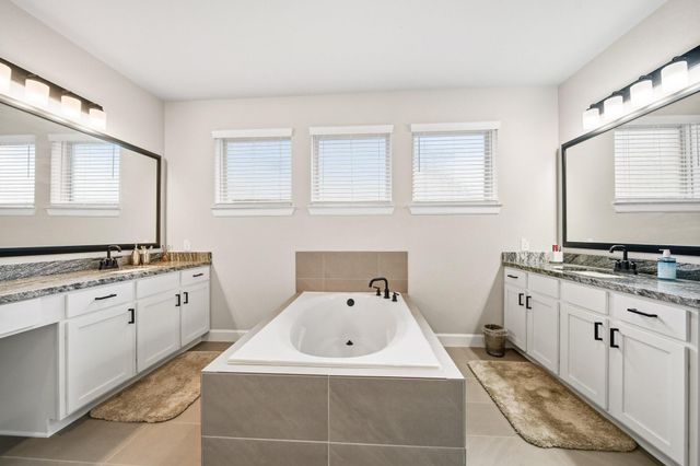 702 Hooks Trail, League City, TX 77573