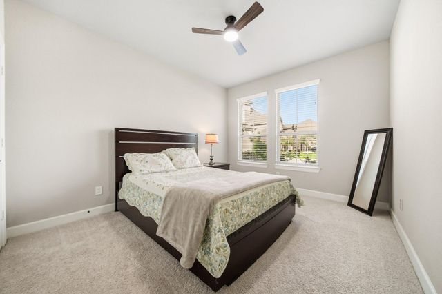 702 Hooks Trail, League City, TX 77573