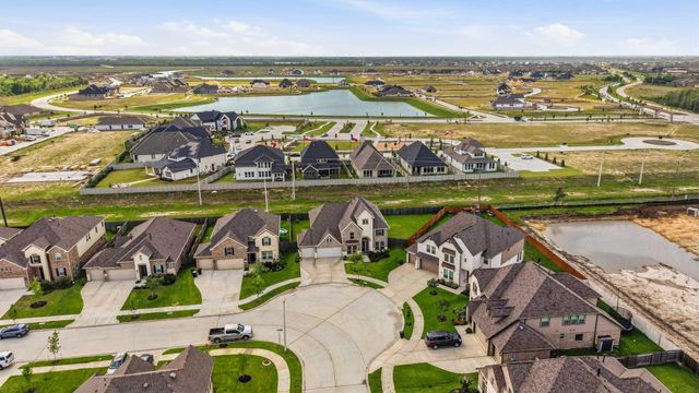 702 Hooks Trail, League City, TX 77573