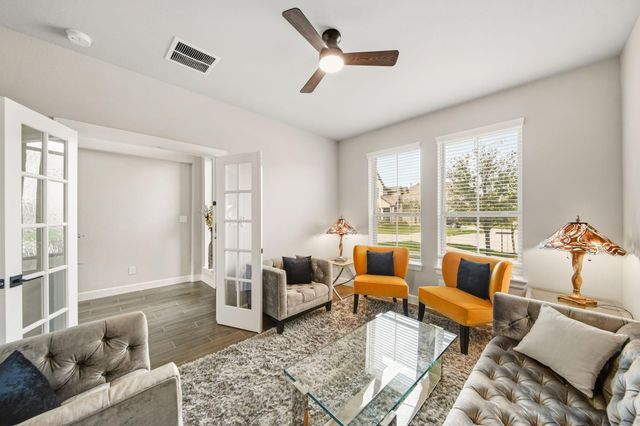 702 Hooks Trail, League City, TX 77573