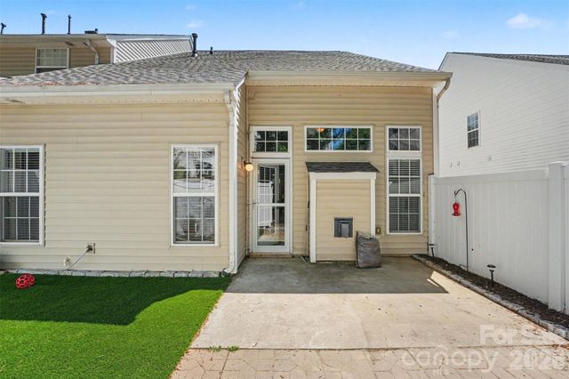 148 Cypress Landing Drive, Mooresville, NC 28117
