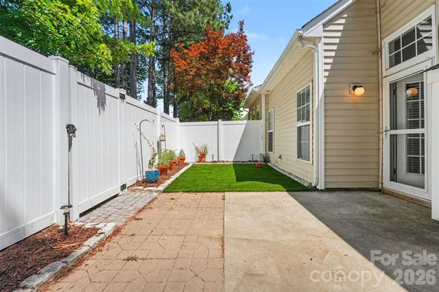 148 Cypress Landing Drive, Mooresville, NC 28117