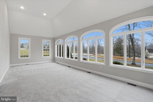 385 RIDGE AVE, Newtown, PA 18940