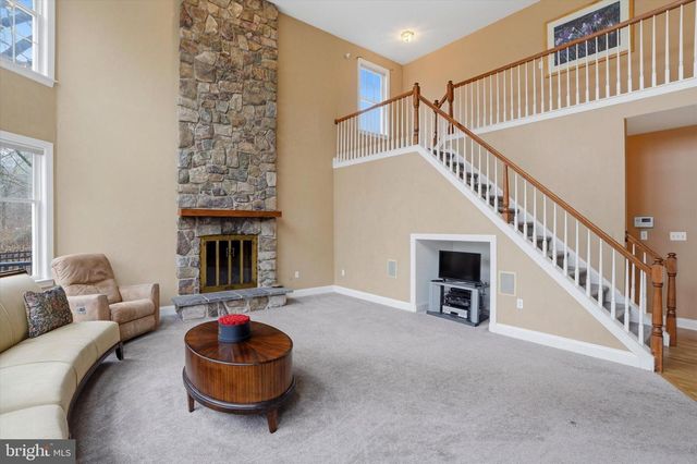 385 RIDGE AVE, Newtown, PA 18940