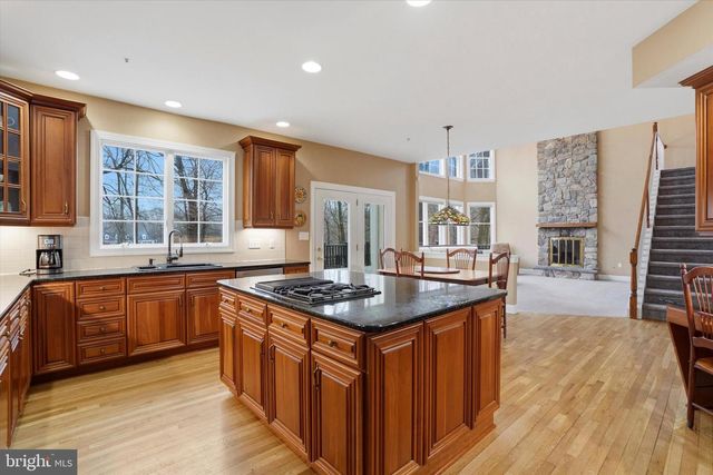 385 RIDGE AVE, Newtown, PA 18940