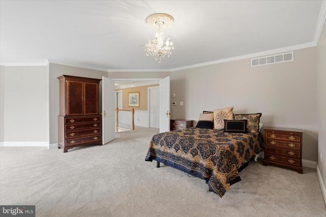 385 RIDGE AVE, Newtown, PA 18940