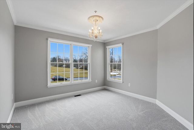 385 RIDGE AVE, Newtown, PA 18940