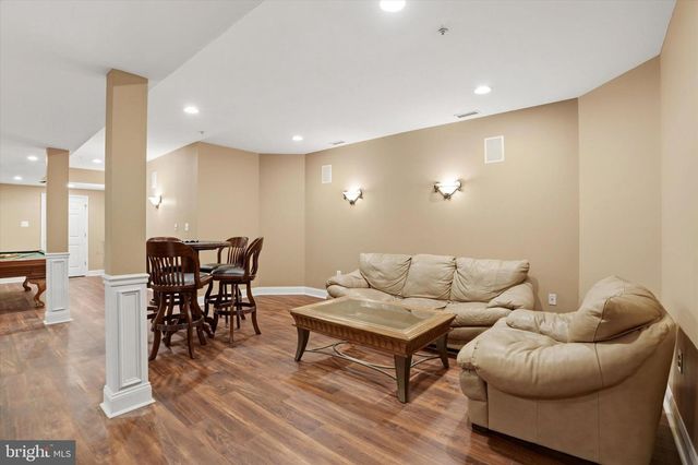 385 RIDGE AVE, Newtown, PA 18940