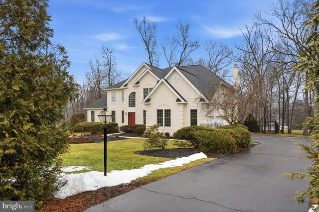 385 RIDGE AVE, Newtown, PA 18940