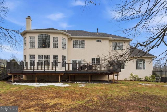 385 RIDGE AVE, Newtown, PA 18940