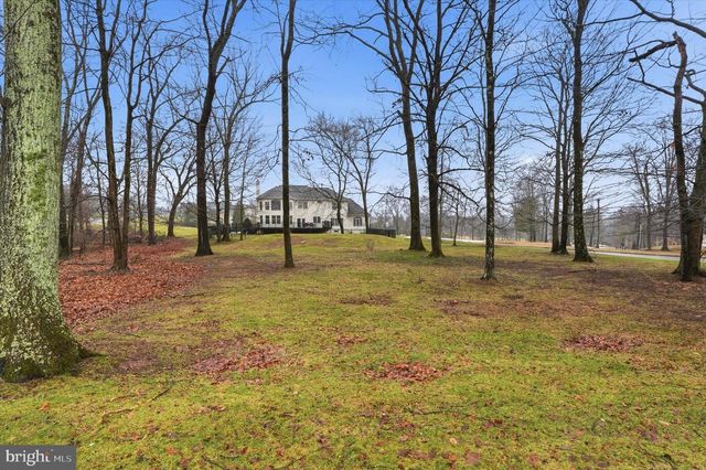 385 RIDGE AVE, Newtown, PA 18940