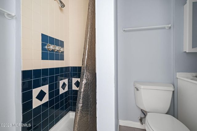 57 Bridgewaters Drive 7, Oceanport, NJ 07757