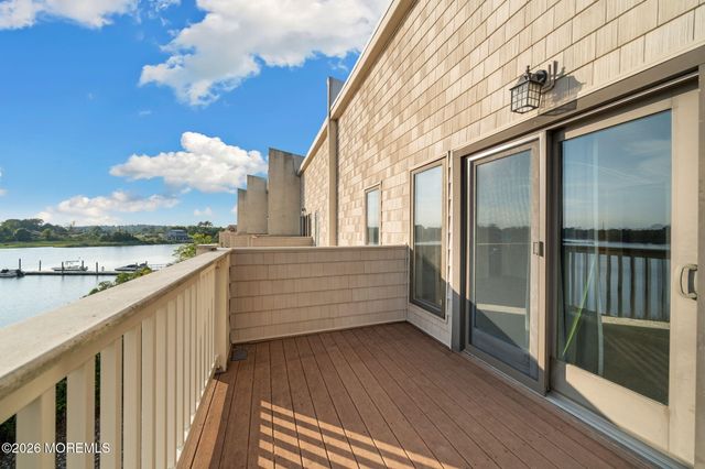 57 Bridgewaters Drive 7, Oceanport, NJ 07757