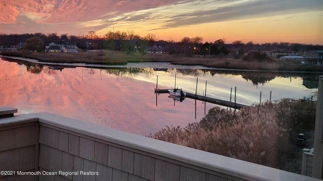 57 Bridgewaters Drive 7, Oceanport, NJ 07757