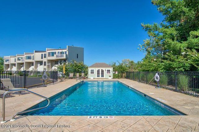 57 Bridgewaters Drive 7, Oceanport, NJ 07757