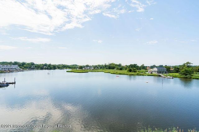 57 Bridgewaters Drive 7, Oceanport, NJ 07757