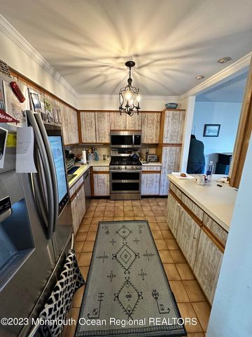 57 Bridgewaters Drive 7, Oceanport, NJ 07757