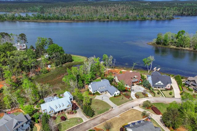 1068 Peninsula Crossing, Evans, GA 30809