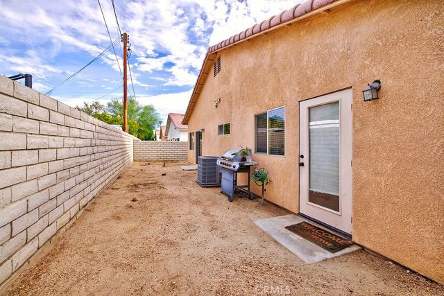 51705 Eisenhower, La Quinta, CA 92253