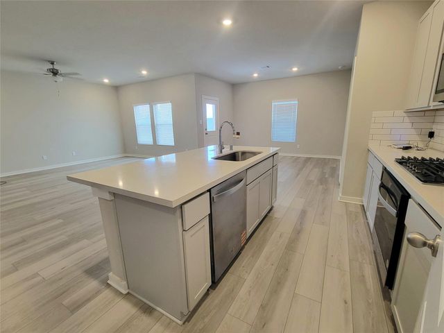 6714 Arabella Lakes Drive, Richmond, TX 77469